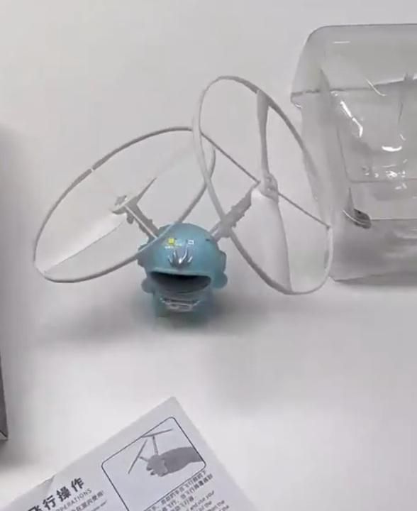 Flying Spaceman Toy For Kids - FreshShopStore